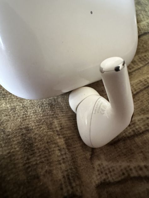 Apple AirPods Pro 2 MagSafe - Foto 4