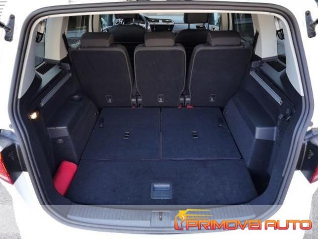 VOLKSWAGEN Touran 2.0 TDI 150CV SCR DSG Active BlueMotion Technology rif. 20342760 - Foto 5