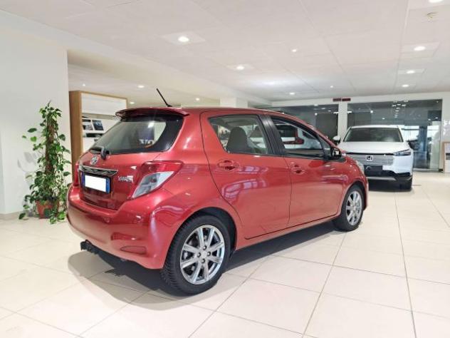 Toyota Yaris Yaris III 2011 5p 1.4 d-4d Lounge - Foto 6