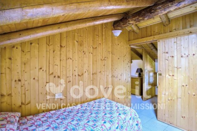 Appartamento di 200 m² con 5 locali in vendita a Casalzuigno - Foto 14