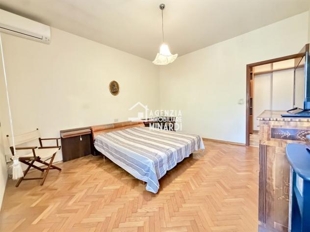 FAENZA – CENTRO STORICO | AMPIO APPARTAMENTO CON 3 CAMERE, ASCENSORE, BALCONE E GARAGE - Foto 18