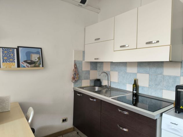 ADFITTO BREVE MONOLOCALE MANSARDATO - Foto 3