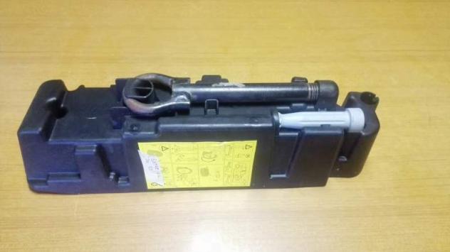 Kit soccorso e Crik Renault Espace 2.2 dCi 150 Cv. 03