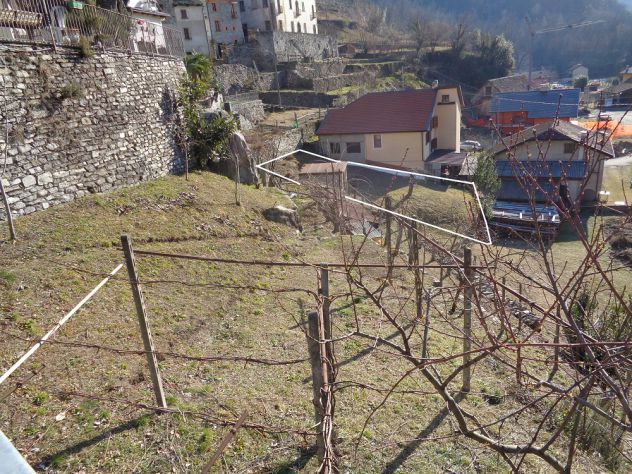 Terreno mq. 300 piu' porzione di casa indipendente - Foto 2