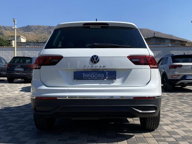 Volkswagen Tiguan Life 2.0 TDI 122CV - Foto 5