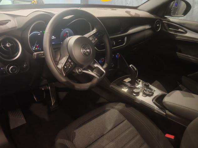 Alfa Romeo Stelvio 2.2 TD 160 CV Sprint AT8 RWD - Foto 6