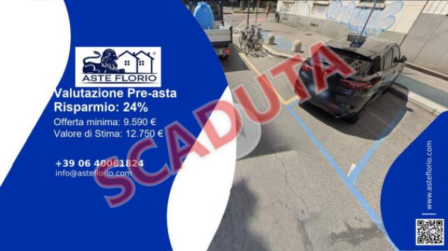 Immobile in asta di 15 m², box auto in vendita a Torino