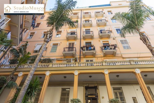 APPARTAMENTO di 6 vani e di 163 mq (NAPOLI) rif. NUVENATI - Foto 4