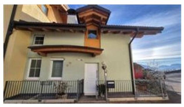 Immobile in asta di 160 m², box auto in vendita a Novella - Foto 9