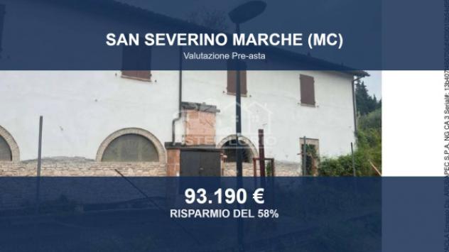 Immobile in asta di 214 m² con più di 5 locali in vendita a San Severino Marche