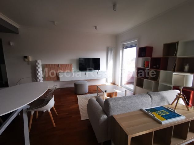 MOCCIA TRILOCALE ARREDATO NUOVO MODERNO CENTRO CON BOX (LU) - Foto 3
