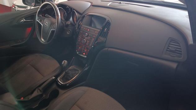 Opel Astra 1.4 Turbo 140CV Sports Tourer GPL Tech Cosmo - Foto 9