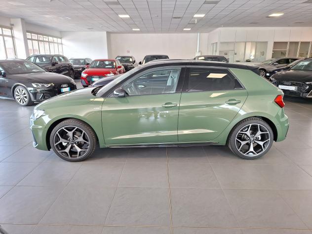 Audi A1 A1 Sportback 30 1.0 tfsi Identity Black 116cv s-tronic - Foto 3