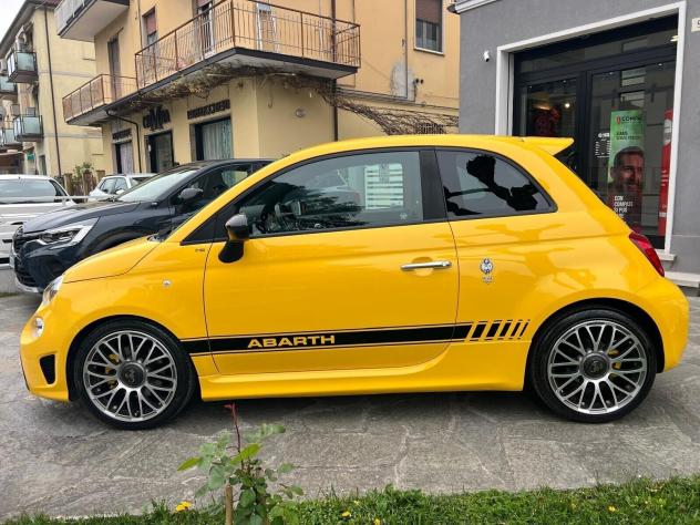 ABARTH 595 C 1.4 Turbo T-Jet 165cv PISTA 70ANNIVERS. - Foto 6