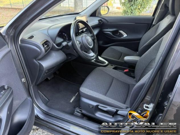 TOYOTA Yaris Cross 1.5 Hybrid 5p. E-CVT AWD-i Business rif. 24067465 - Foto 7