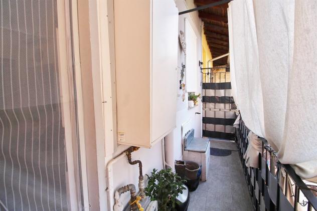 Porzione di corte di 3 locali e servizi - Foto 18