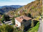 INTERA VILLA BIFAMILIARE DA RISTRUTTURARE