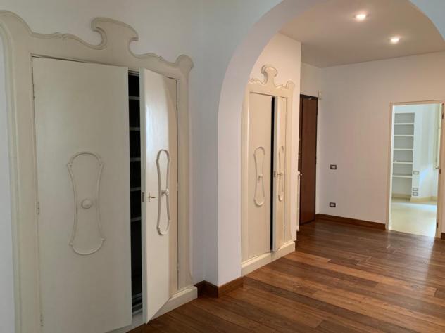 APPARTAMENTO di 6 vani e di 190 mq (FIRENZE) rif. L20/696 - Foto 6