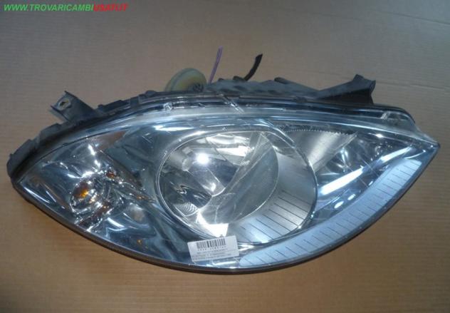PROIETTORE D. A1698200261 MERCEDES Classe A (W169/C169) 999-U58314 Parti elettriche  Fanaleria  Proiettori  Proiettore ant. MERCEDES - Classe A  W169