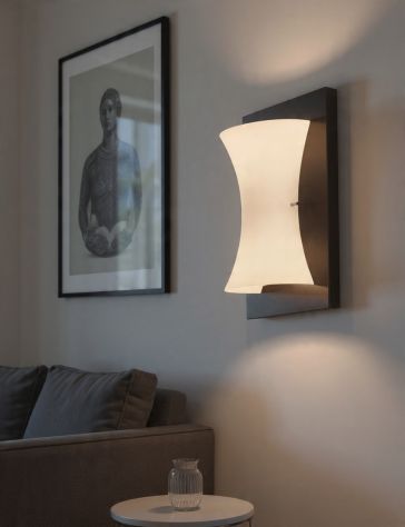 Lampada a parete Wengé