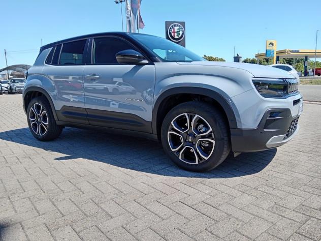 Jeep Avenger e-Hybrid 1.2 MHEV e-Hybrid Turbo Summit - Foto 3