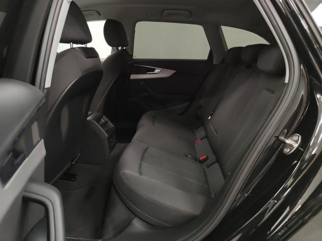 Audi A4 Avant 30 TDI S tronic AdaptiveCruise Fari LED Navi - Foto 6