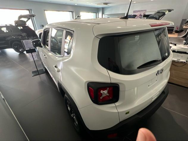 Jeep Renegade e-Hybrid RENEGADE MHEV MY23 LONGITUDE 130CV - Foto 7