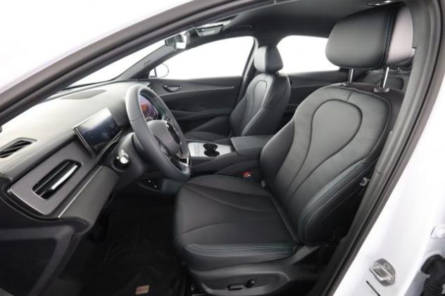 BYD Seal 6 DM-i DM-i 1.5 184 CV PHEV Boost rif. 24125633 - Foto 2