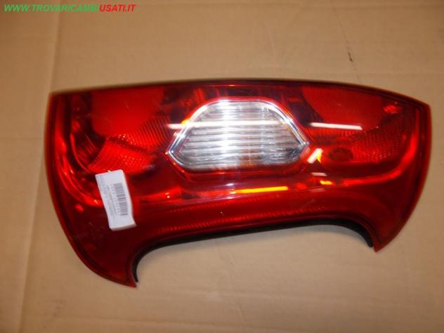 FANALE POST. D. FIAT PANDA (312-33/4Q)  Parti elettriche  Fanaleria  Fanali  Fanale post. dx. FIAT - PANDA - 01-01-2012 -, FIAT - PANDA Van - 01-06-20
