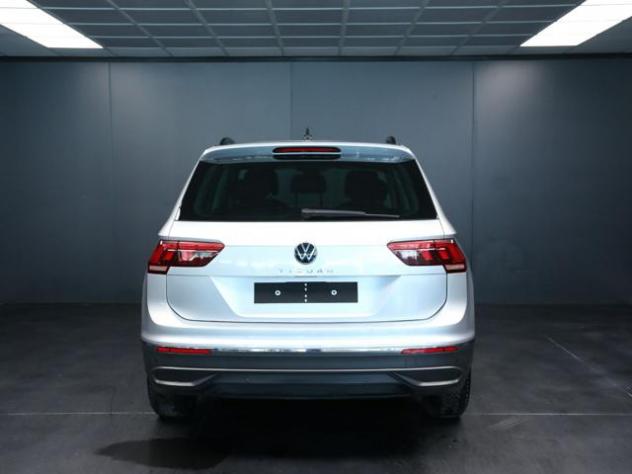 VOLKSWAGEN Tiguan 2.0 TDI 150CV DSG Life rif. 24108477 - Foto 4