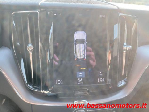 VOLVO XC60 B4 (d) AWD Geartronic Momentum Pro rif. 23313361 - Foto 7