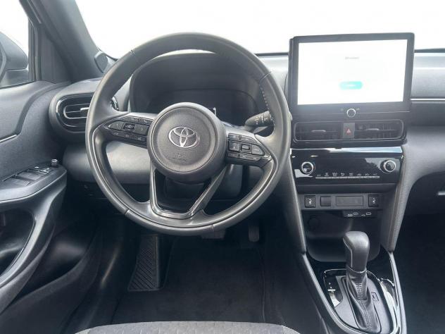 Toyota Yaris Cross 1.5H (130 CV) Trend E-CVT - Foto 7