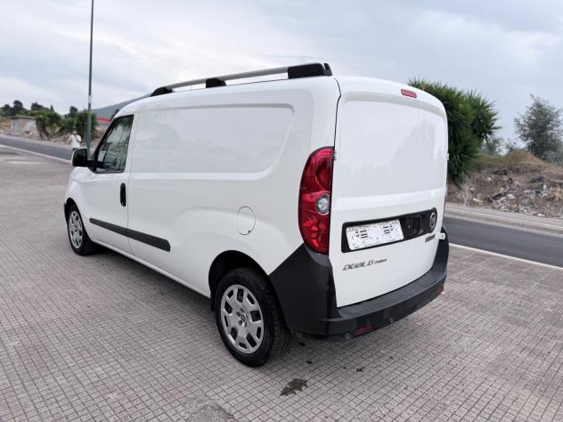 Fiat Doblo Dobl1.6 MJT 105CV S&S PL-TN Cargo Maxi Easy - Foto 7