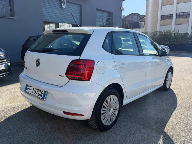 Volkswagen Polo 1.4 TDI 75cv Comfortline - Foto 6