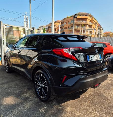 Toyota C-HR 1.8 Hybrid E-CVT Toyota Team - Foto 6