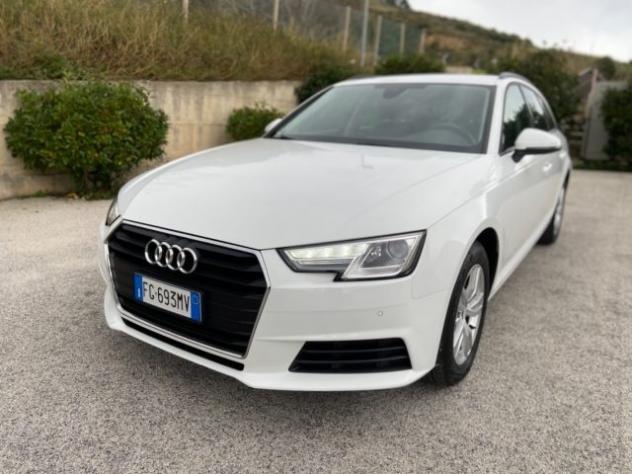 AUDI A4 Avant 2.0 TDI 150 Cv Ultra Business rif. 24031682 - Foto 2