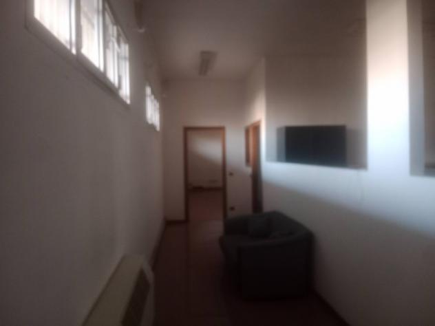Immobile di 450 m² con più di 5 locali in vendita a Carpi - Foto 13