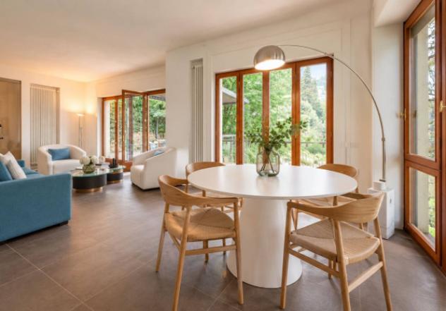 Villa di 300 m² con 5 locali e box auto doppio in vendita a Faggeto Lario - Foto 6