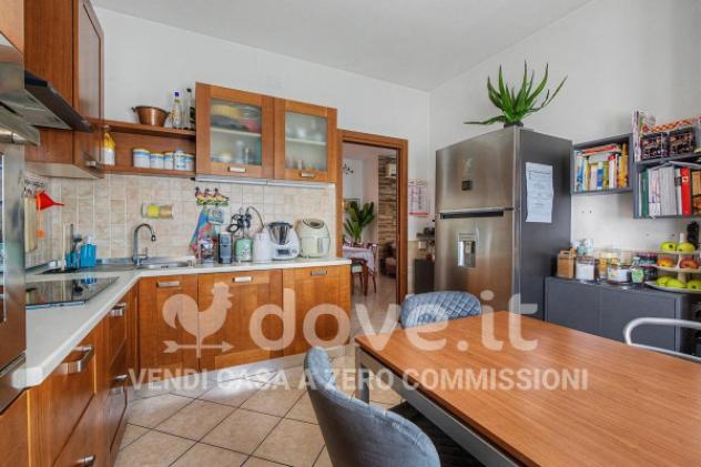 Villa di 200 m² con 5 locali in vendita a Locate Varesino - Foto 18