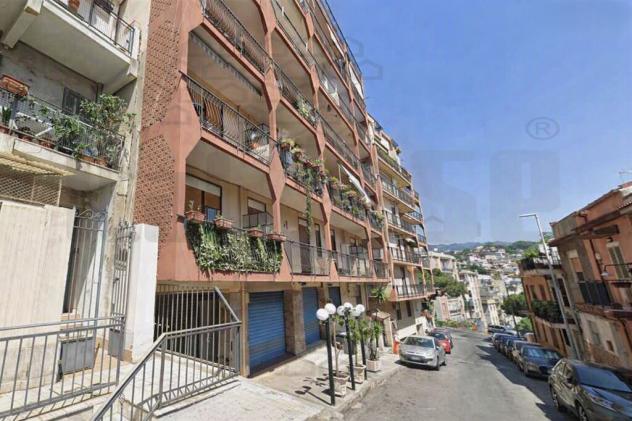 APPARTAMENTO di 3 vani e di 85 mq (MESSINA) rif. 3VSA18296