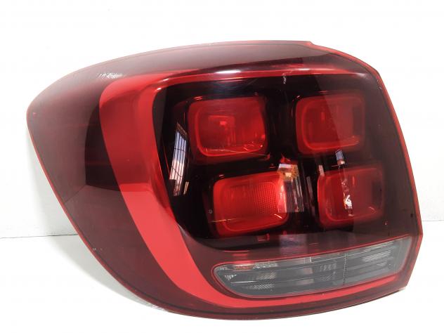 STOP FANALE POSTERIORE SINISTRO DACIA Sandero Serie II B52FEAR (1220)