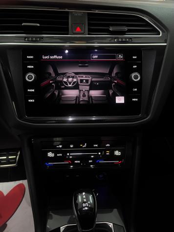 Volkswagen Tiguan 2.0 TDI 150 CV SCR DSG R-Line - Foto 10