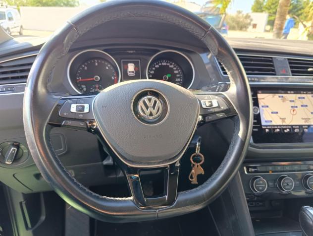 Volkswagen Tiguan 2.0 TDI SCR DSG Business BlueMotion Technology - Foto 8