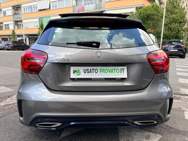 Mercedes A 180 d Auto Premium AMG Tetto Apribile - Foto 2