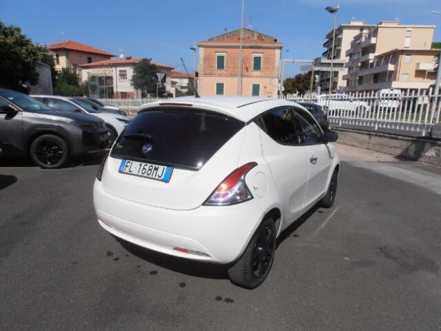 LANCIA Ypsilon 3ª serie Ypsilon 1.2 69 CV 5 porte Silver - Foto 3