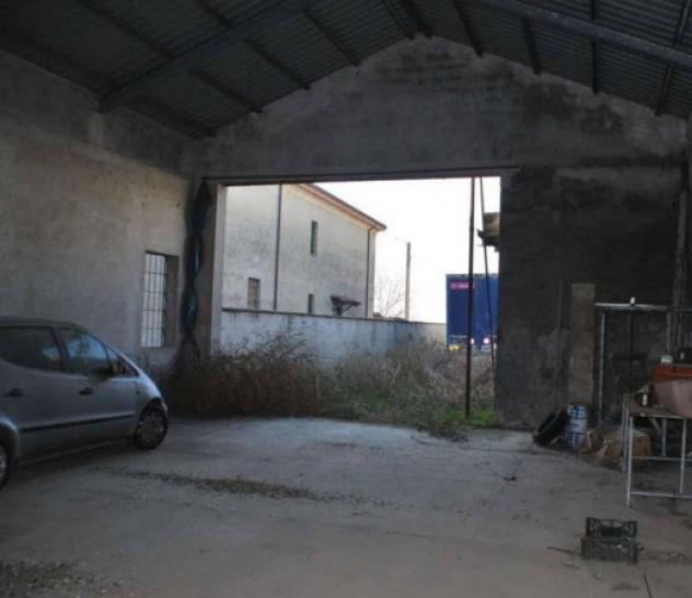 Immobile in asta di 1691 m² in vendita a Scandolara Ravara - Foto 2