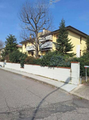 IMMOBILI-IMMOBILE RESIDENZIALE-Via Attilio Andrea Passoni n. 27. - Foto 3