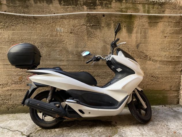 Honda PCX 125 2012 - 60.686 km - Bauletto Givi - Foto 2