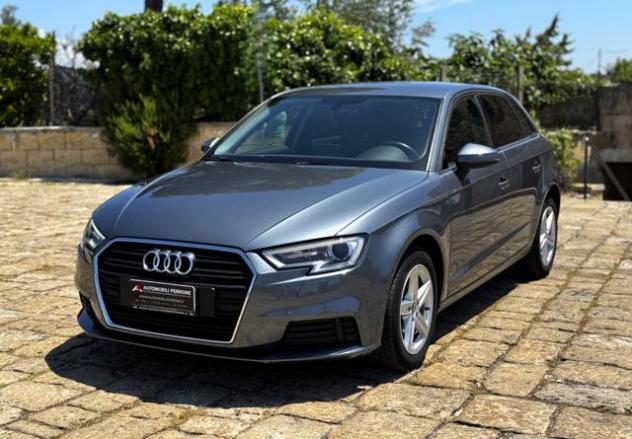 AUDI A3 SPB 1.6 TDI S-Tronic Sport (Xeno/LED/Auto/Navi) rif. 23813906 - Foto 4