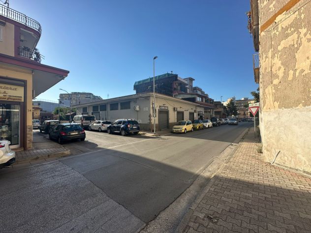 Casoria locale comm.le 50mq - Foto 7